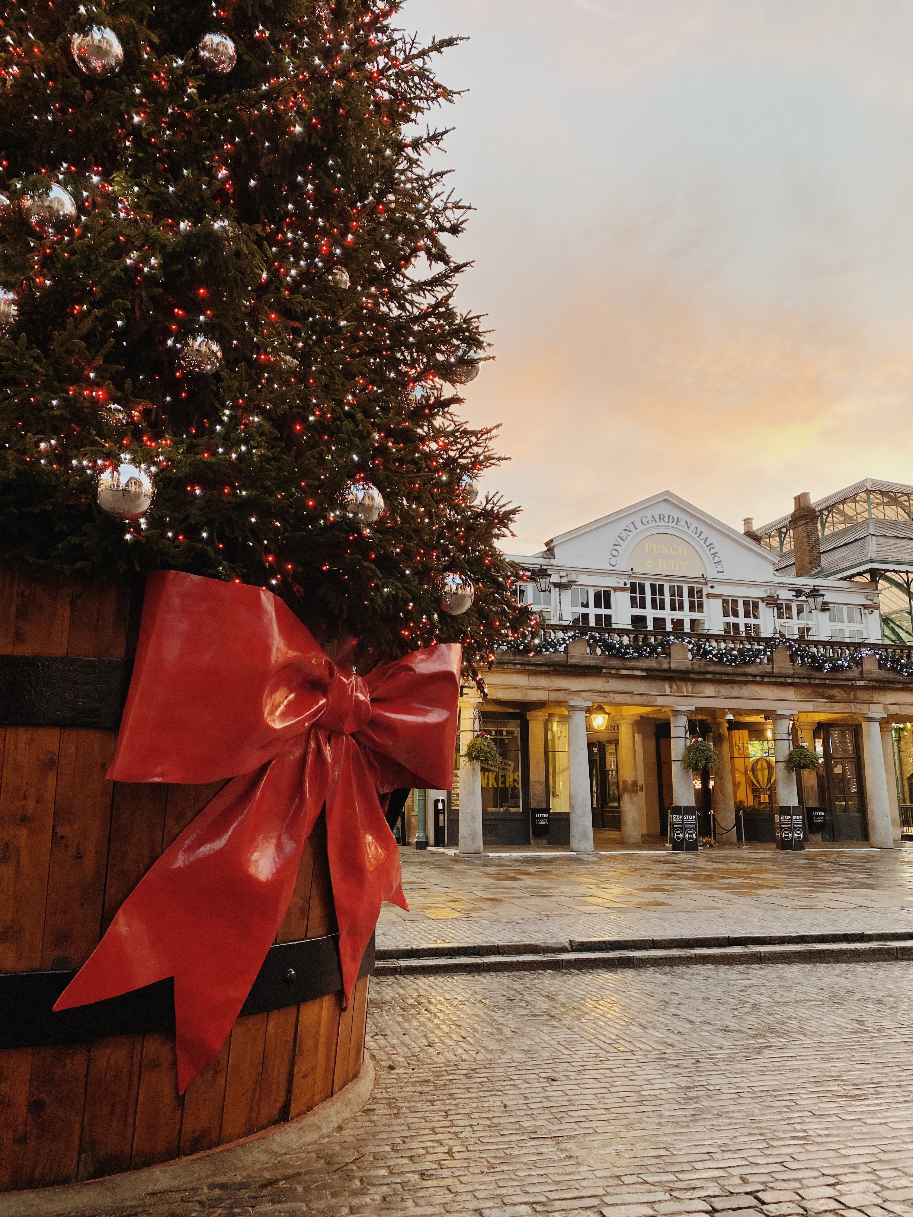 covent garden christmas tree